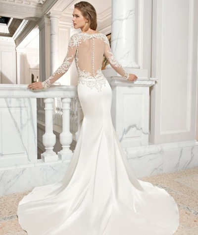 Bạn hãy cùng khám phá trào lưu váy cưới 2015 và lựa chọn cho mình một mẫu phù hợp nhé!